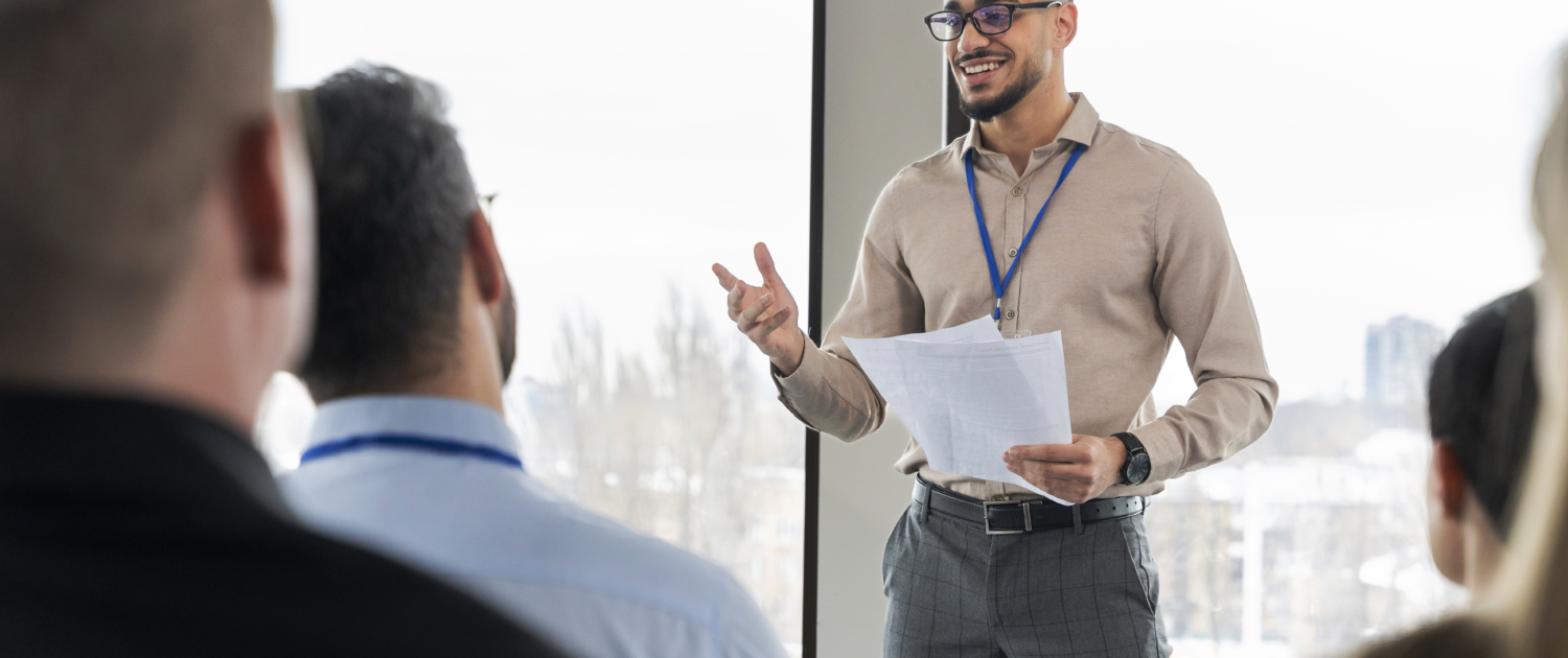 personas-que-participan-en-eventos-de-negocios